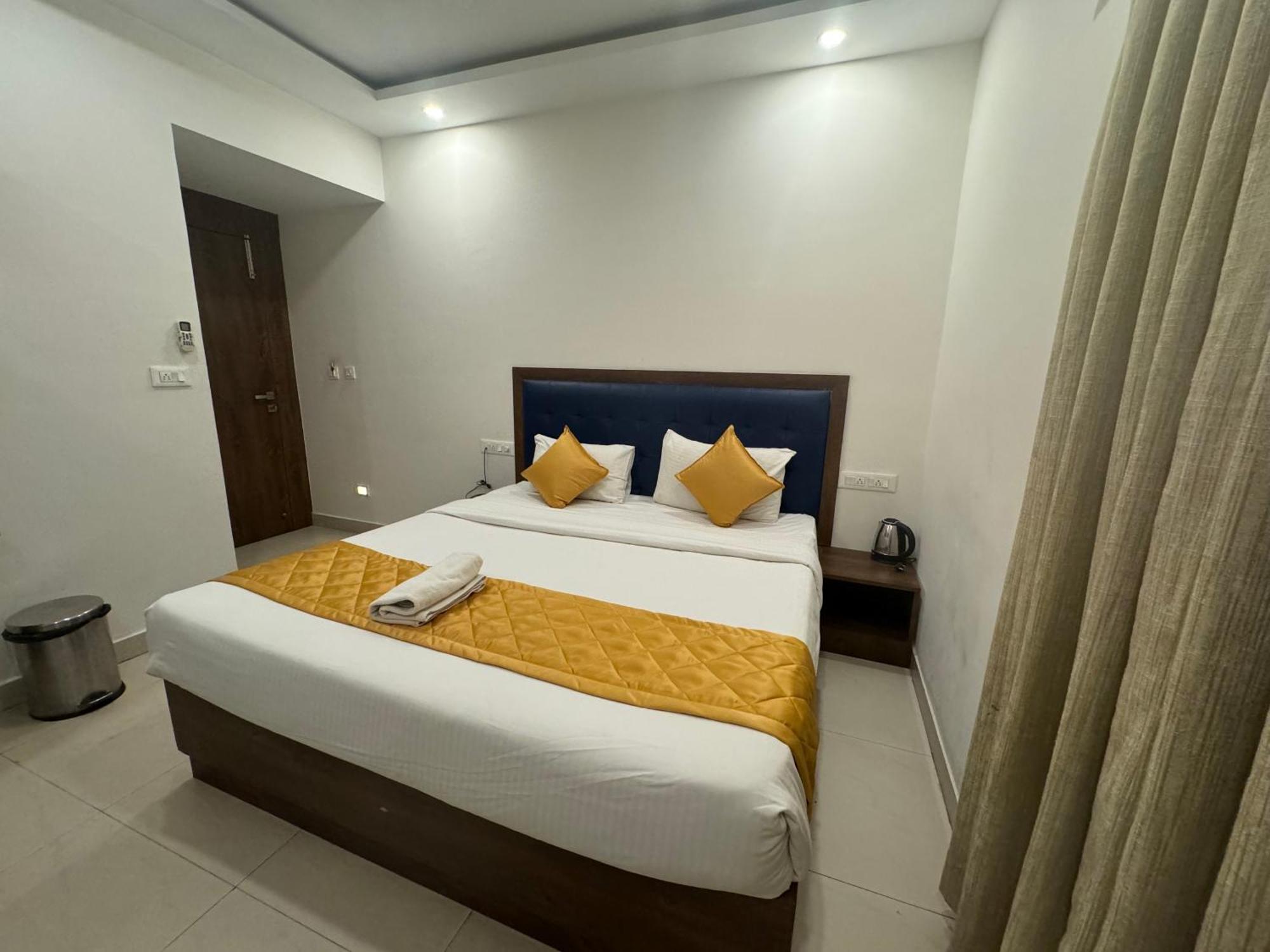 Jn Guestline 호텔 Devanahalli 외부 사진