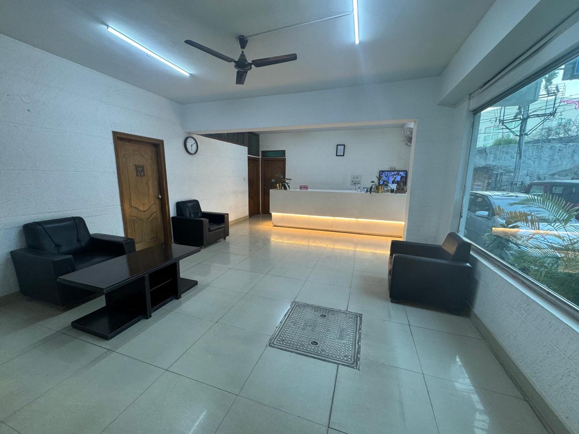 Jn Guestline 호텔 Devanahalli 외부 사진